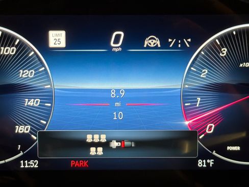 New 2026 Mercedes-Benz GLS 450 4MATIC image 26
