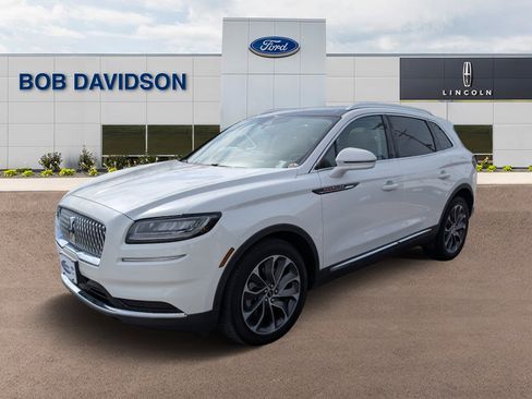 Certified 2022 Lincoln Nautilus Reserve w/ Luxury Package image 1