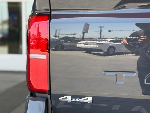 New 2026 Toyota Tacoma SR5 AWD/4WD image 10