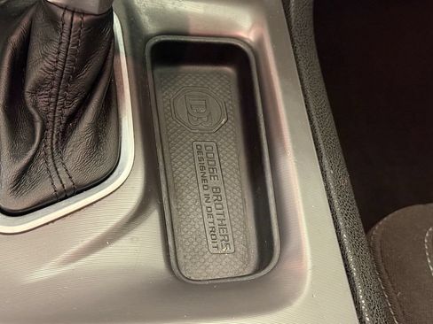 Used 2023 Dodge Charger SXT RWD image 20