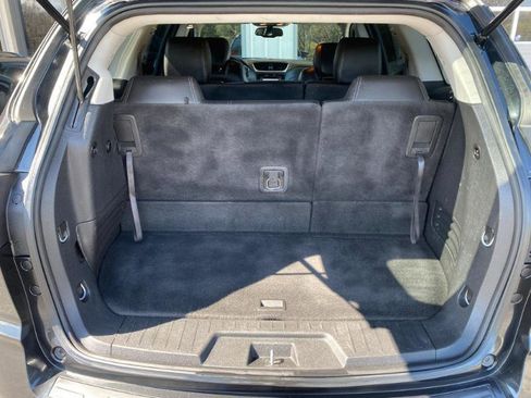 Used 2015 Chevrolet Traverse LT image 10