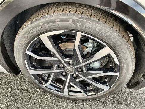 New 2026 Toyota Prius Plug-In Hybrid FWD image 35