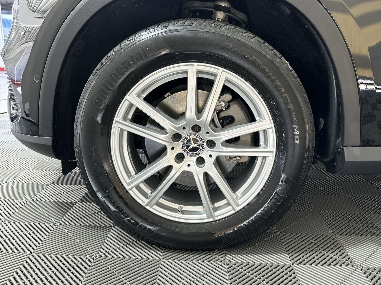 Used 2023 Mercedes-Benz GLC 300 4MATIC image 12