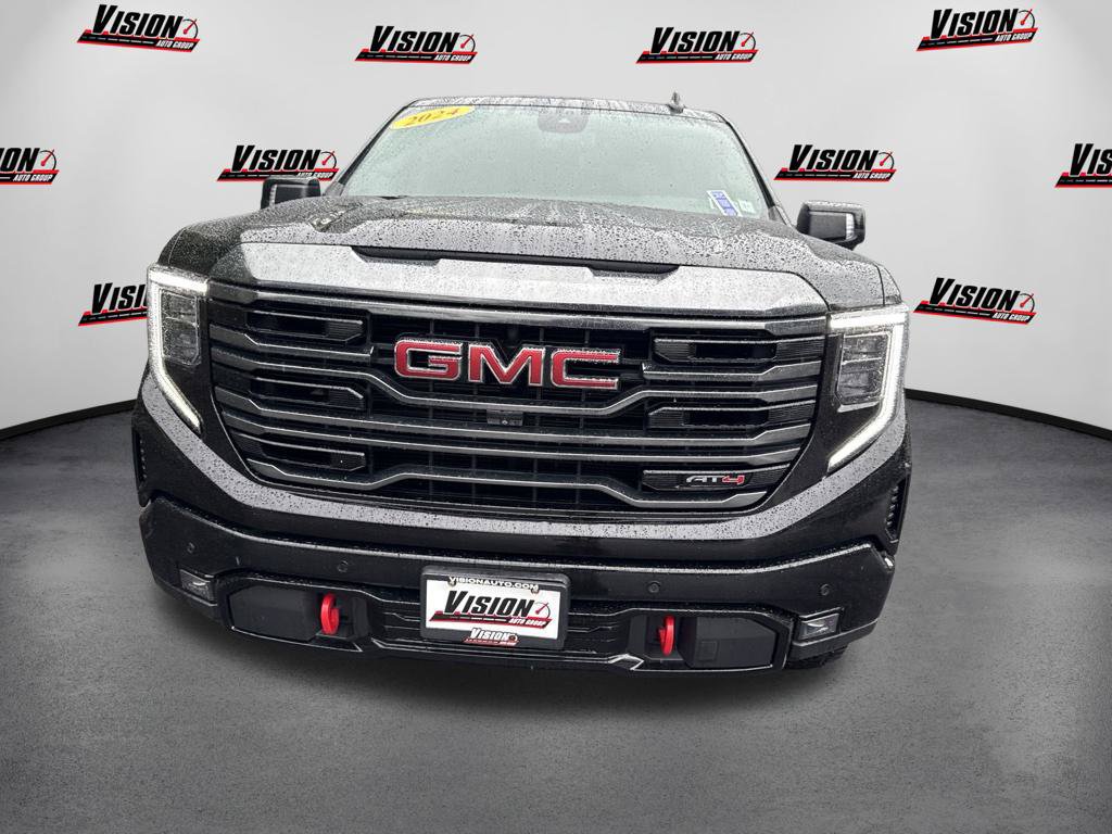 Used 2024 GMC Sierra 1500 AT4 w/ AT4 Preferred Package AWD/4WD image 2