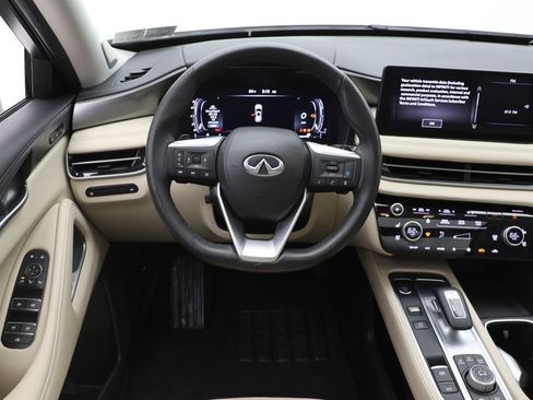 Used 2023 INFINITI QX60 Luxe w/ Performance Audio Package AWD/4WD image 12