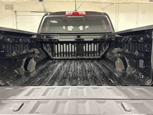 New 2026 Chevrolet Colorado Trail Boss AWD/4WD image 24