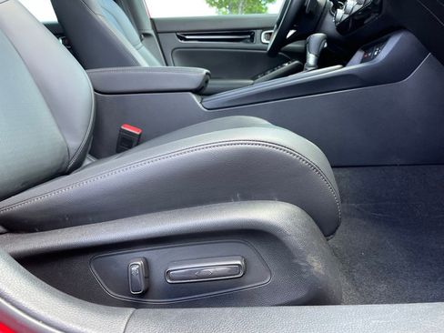 Certified 2024 Honda Civic Sport Touring image 31