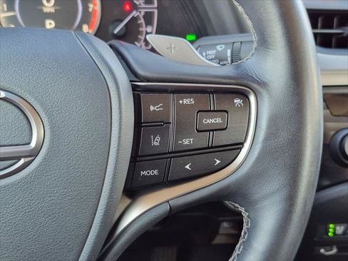Used 2019 Lexus ES 350 w/ Premium Package FWD image 15