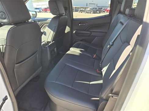 Used 2025 GMC Canyon Elevation w/ Convenience Package image 9