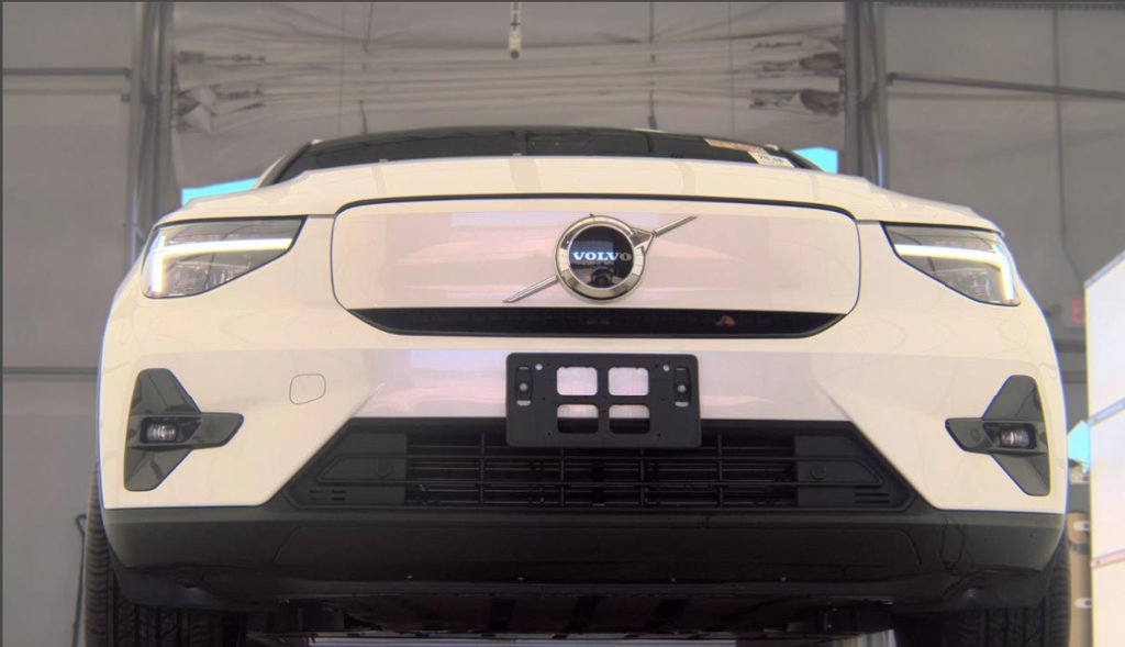 Used 2023 Volvo C40 P8 Recharge Plus AWD/4WD image 4
