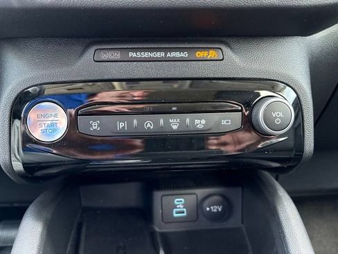 Certified 2023 Ford Escape Platinum AWD/4WD image 20