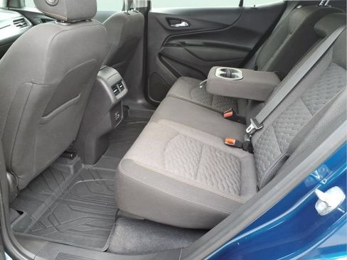 Used 2021 Chevrolet Equinox LT AWD/4WD image 16