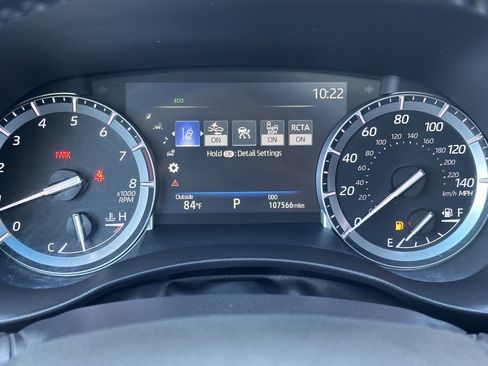 Used 2022 Toyota Highlander XSE FWD image 27