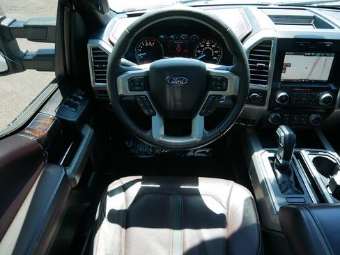 Used 2015 Ford F150 Platinum w/ Equipment Group 701A Luxury AWD/4WD image 12