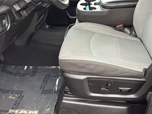 Used 2024 RAM 2500 Big Horn w/ Bed Utility Group image 25