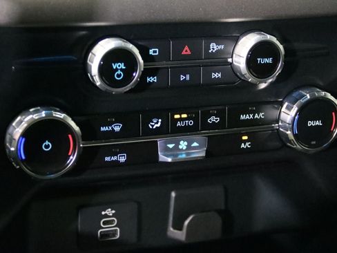 Used 2025 Ford F150 XLT w/ Equipment Group 301A Standard AWD/4WD image 46