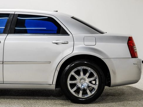 Used 2008 Chrysler 300 Touring image 14