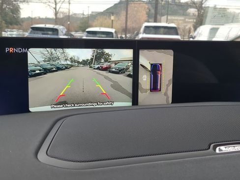 New 2026 Lincoln Navigator Premiere image 16