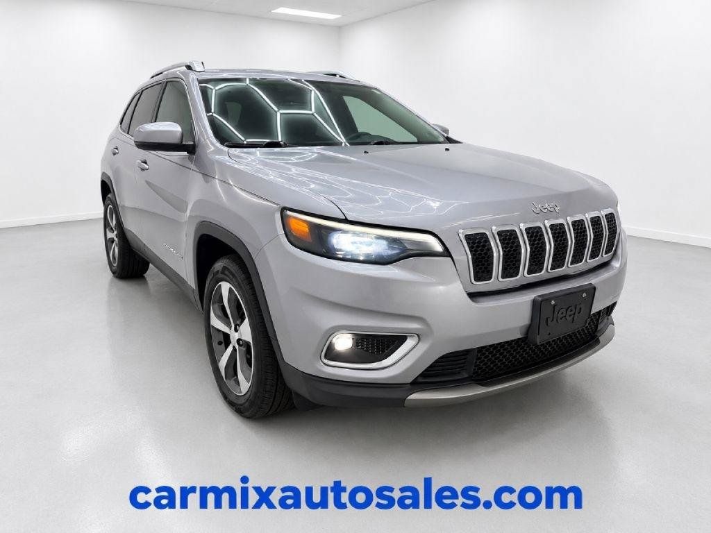 Used 2019 Jeep Cherokee Limited AWD/4WD image 1