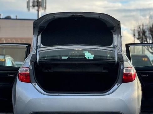 Used 2016 Toyota Corolla S image 11