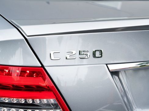 Used 2013 Mercedes-Benz C 250 Coupe image 18
