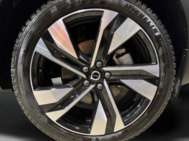 Used 2025 Volvo XC40 B5 Ultra w/ Climate Package AWD/4WD image 31
