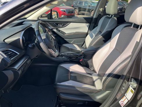 Used 2019 Subaru Crosstrek 2.0i Limited w/ Moonroof Package w/Navigation AWD/4WD image 11