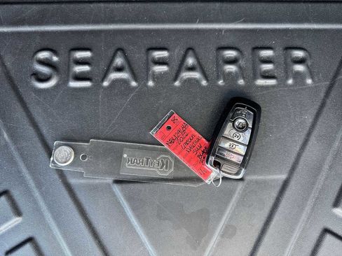 Used 2022 Lincoln Nautilus Reserve w/ Equipment Group 201A image 37