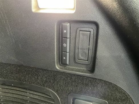 Used 2023 Lincoln Aviator AWD image 33