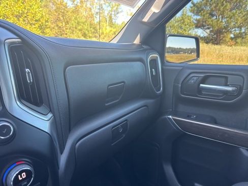 Used 2022 Chevrolet Silverado 1500 LT Trail Boss w/ Bed Protection Package image 24