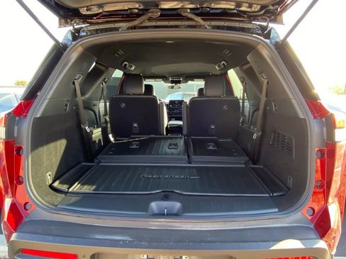 Used 2024 Nissan Pathfinder Rock Creek image 12