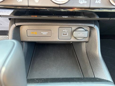 Used 2024 Honda Civic EX-L image 30