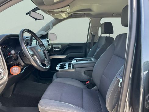 Used 2018 Chevrolet Silverado 1500 LT w/ All Star Edition AWD/4WD image 9