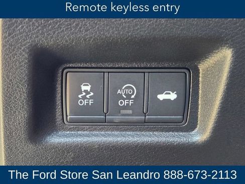 Used 2017 INFINITI Q50 2.0t w/ Moonroof Package RWD image 25