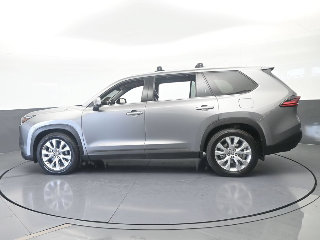 Used 2025 Toyota Grand Highlander AWD Hybrid image 3