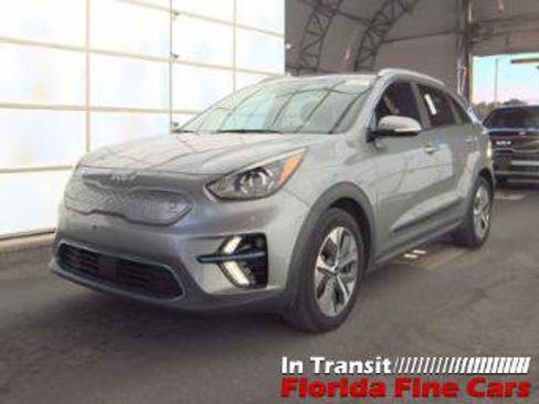 Used 2022 Kia Niro EX w/ Cold Weather Package image 1