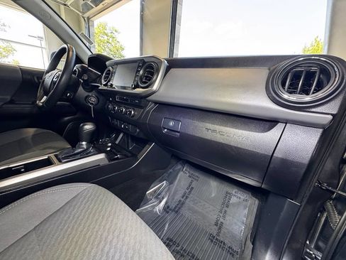 Certified 2021 Toyota Tacoma SR5 w/ Technology Package AWD/4WD image 55