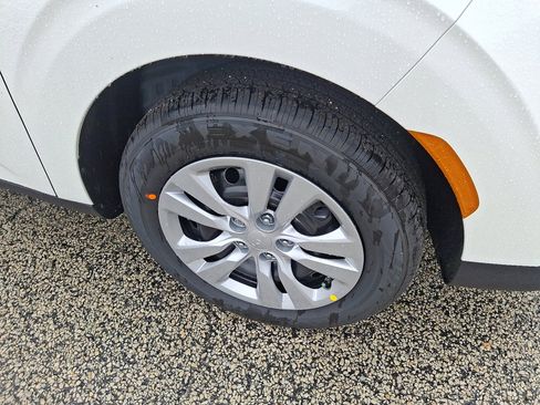 New 2025 Kia Soul LX image 4