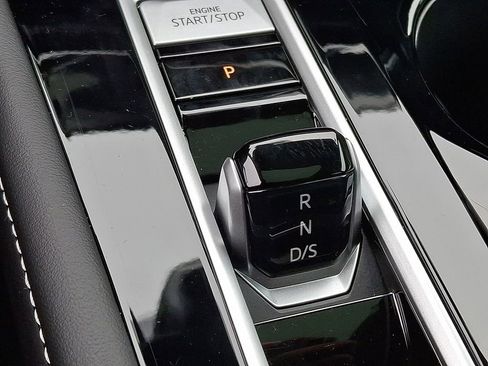 New 2026 Volkswagen Atlas SEL Premium R-Line image 10