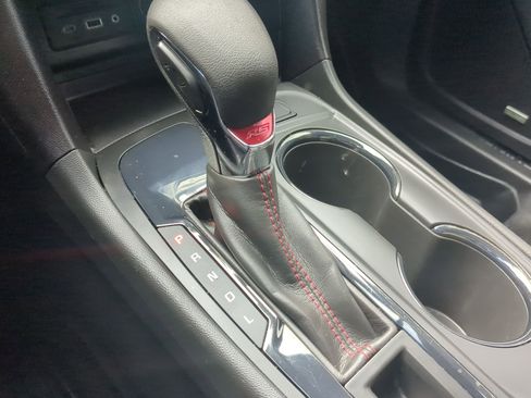 Used 2023 Chevrolet Equinox RS w/ RS Leather Package image 19