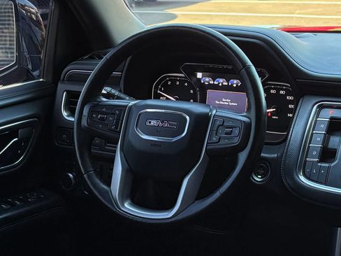 Used 2021 GMC Yukon XL SLT w/ SLT Luxury Plus Package AWD/4WD image 28
