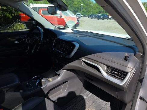 Used 2019 GMC Terrain SLT w/ Preferred Package AWD/4WD image 19
