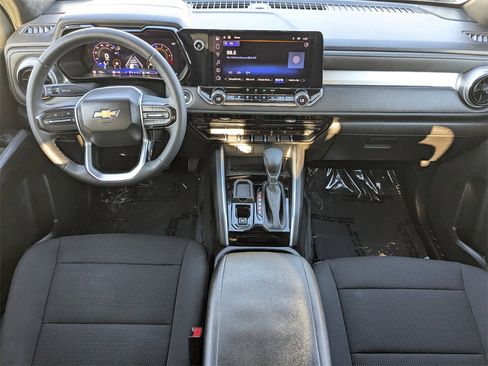 Certified 2024 Chevrolet Colorado LT w/ LT Convenience Package image 13