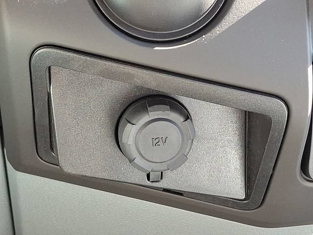 Used 2023 Ford F650 2WD Regular Cab Super Duty image 21