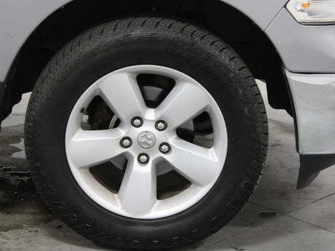 Used 2024 RAM 1500 Classic SLT AWD/4WD image 13