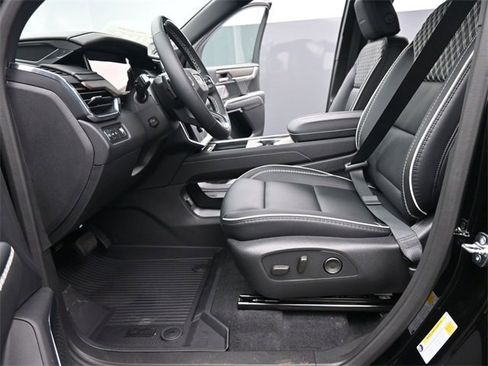 New 2025 GMC Acadia Denali w/ Super Cruise Package image 10