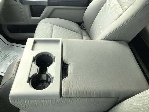 Used 2020 Ford F250 XLT w/ XLT Premium Package image 16