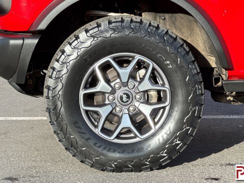 Used 2023 Ford Bronco Badlands image 34