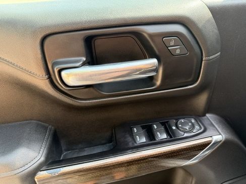 Used 2019 Chevrolet Silverado 1500 LT w/ All-Star Edition AWD/4WD image 9