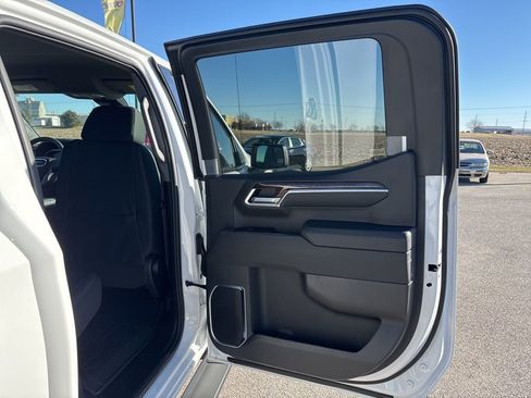 Used 2026 GMC Sierra 1500 Elevation image 18